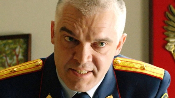 1 сезон 27 серия — Под колпаком